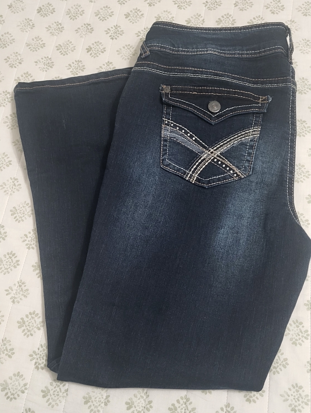 Wallflower NWOT Midrise